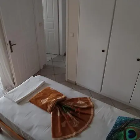 Elerin Apartment *