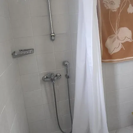 Elerin Apartment *